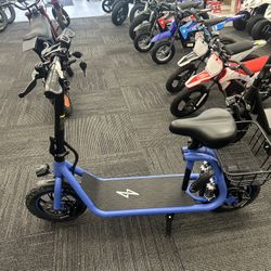 Phantom GoGo Commuter R1 Pro E-scooter W/ Seat 500W/48V