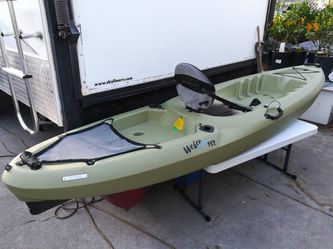 Weber 132 fishing kayak used a few times. for Sale in Bell Gardens, CA -  OfferUp