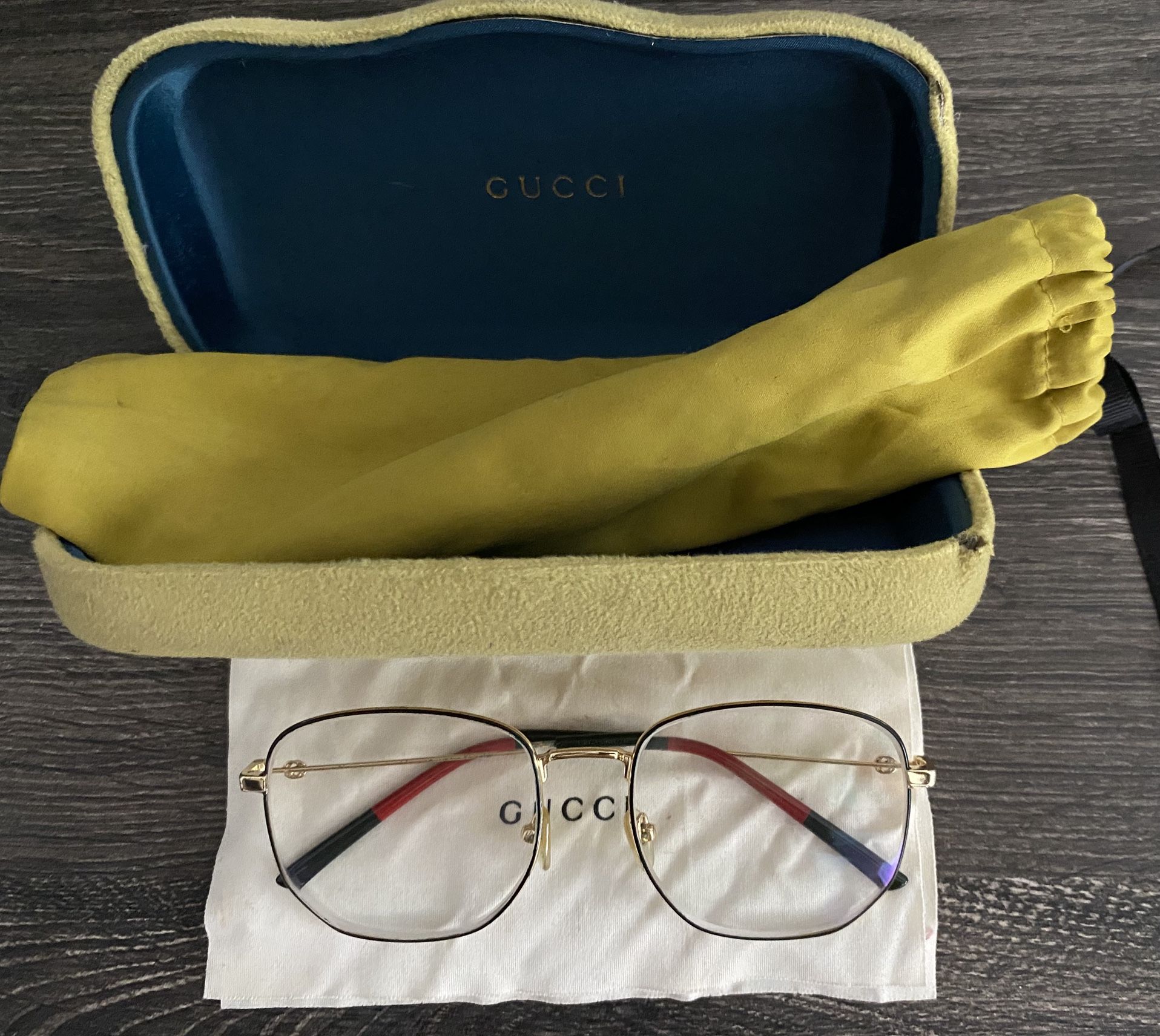 Gucci Glasses Unisex