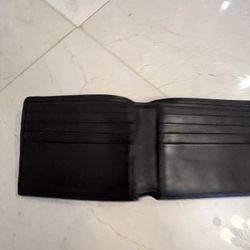 Mens STONE MOUNTAIN Leather Bifold Wallet NEW