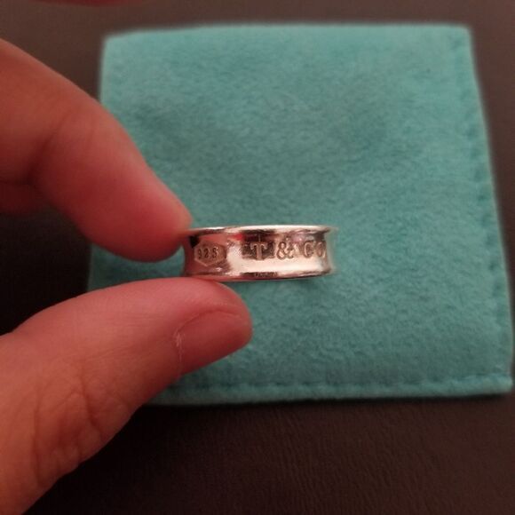 Tiffany & Co. Concave Ring