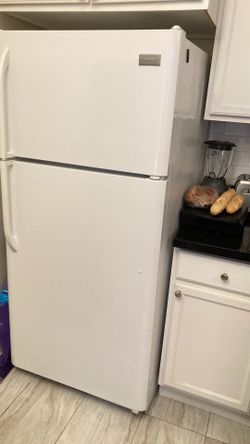 Frigidaire white