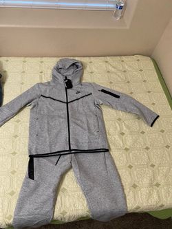 Nike tech sets hella colors (R3P)