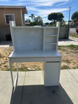 White ikea desk