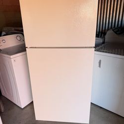 Hotpoint Refrigerator 16 cu.ft