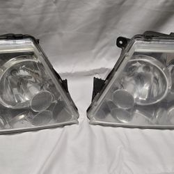 2003-2006 Lincoln Navigator Right and Left sides Headlights OEM