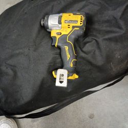 DEWALT 12 V BRUSLESS
