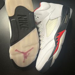 Jordan 5 Fire Red Silver Tongue Size 11.5 New