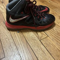 LeBron 10’s Miami Heat Size 10 