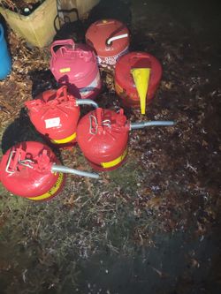 Jerry Gas Fuel Cans Red  Metal