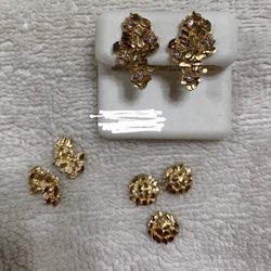 10k Real Gold Earrings Read Description 