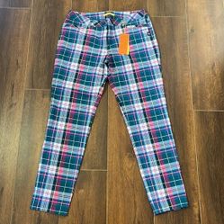 Louis Castel Paris Golf Pants in Olive and Red. plaid. Size 75. US 8 
