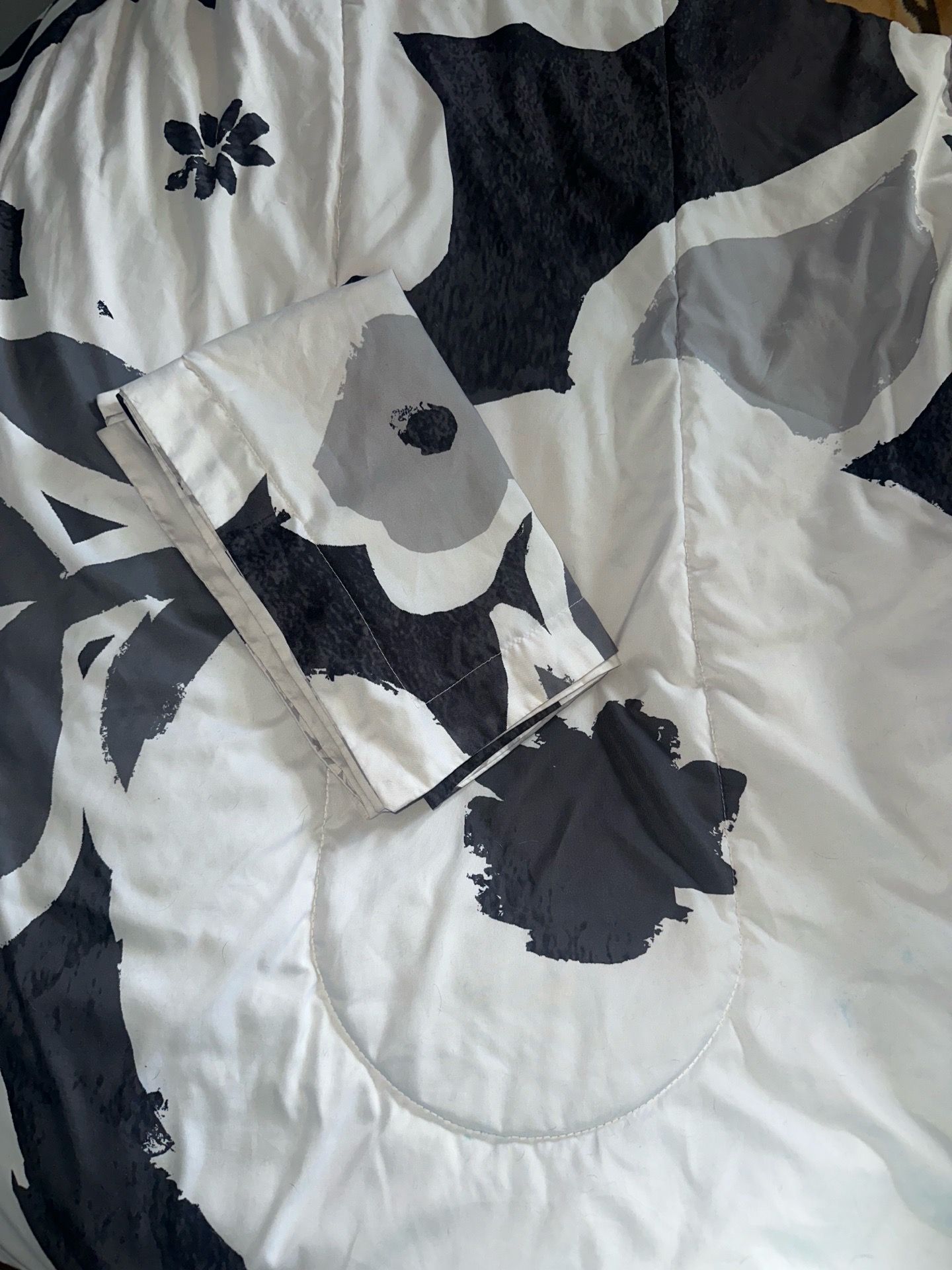 Reversible comforter