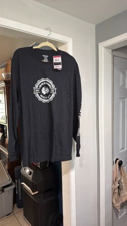 Reebok Chicago Blackhawks Men’s XL Long Sleeve Shirt