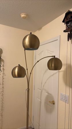 Threshold adjustable lamp