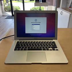 13" MacBook Air - 1.8GHz i5, 8GB RAM, 256GB SSD - Lightweight & Portable Laptop for Everyday Use