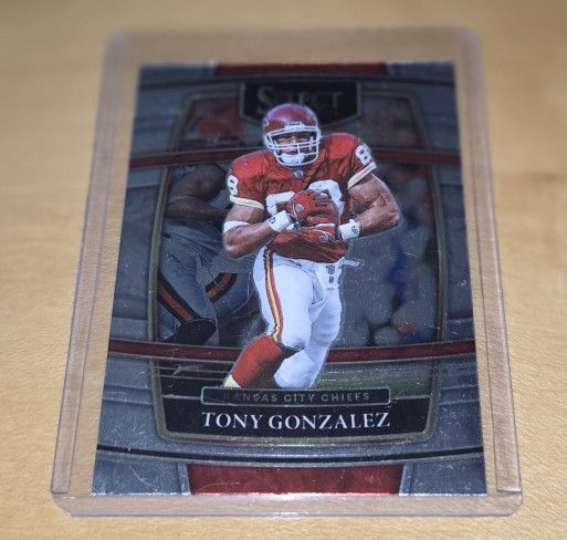 2021 Panini Select Tony Gonzalez Concourse Kansas City Chiefs #38
