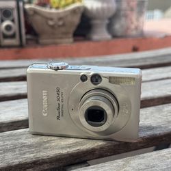 Vintage Canon Powershot SD450 - Y2K Digicam 