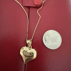 14K NECKLACE 18 INCHES LONG  