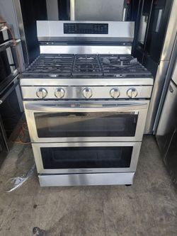 Una Estufa De Gas 5 Quemadores Doble Horno SamsuNG Tres Meses De Garantia Se lleva El Mismo DIA 