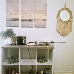 Wall Size Picture, Stand, Lamp,Decor And Dream Catcher Mirrior