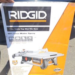 NEW Ridgid table Saw