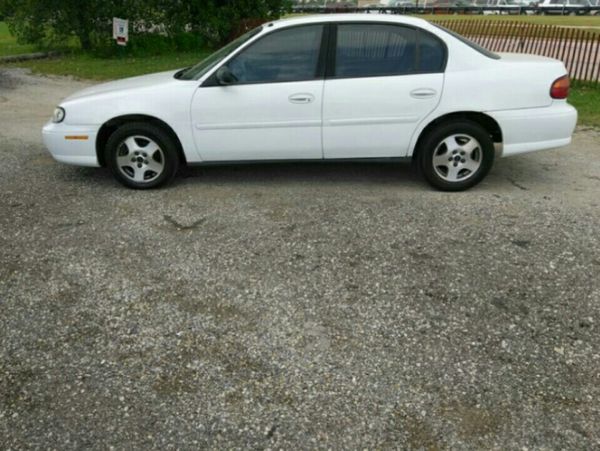 2003 Chevy Malibu No Check Engine Lights Cars Trucks In Monee 2003 Chevy Malibu No Check Engine Lights Cars Trucks In Monee Il Offerup