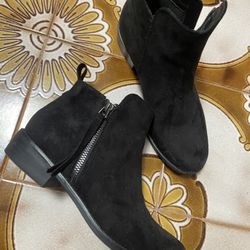 Size 6 Black Ankle Boots Tons More Options On My Page 