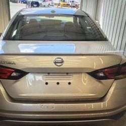 2019 Nissan Altima Rear Bumper Taillights Parts 