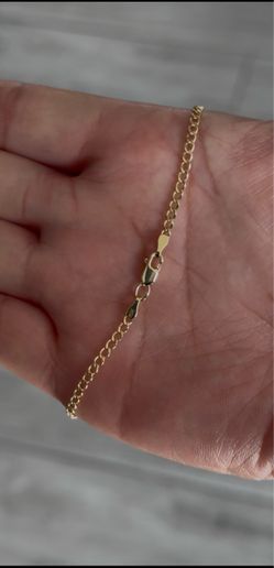 10K Gold Curb Link Chain Bracelet