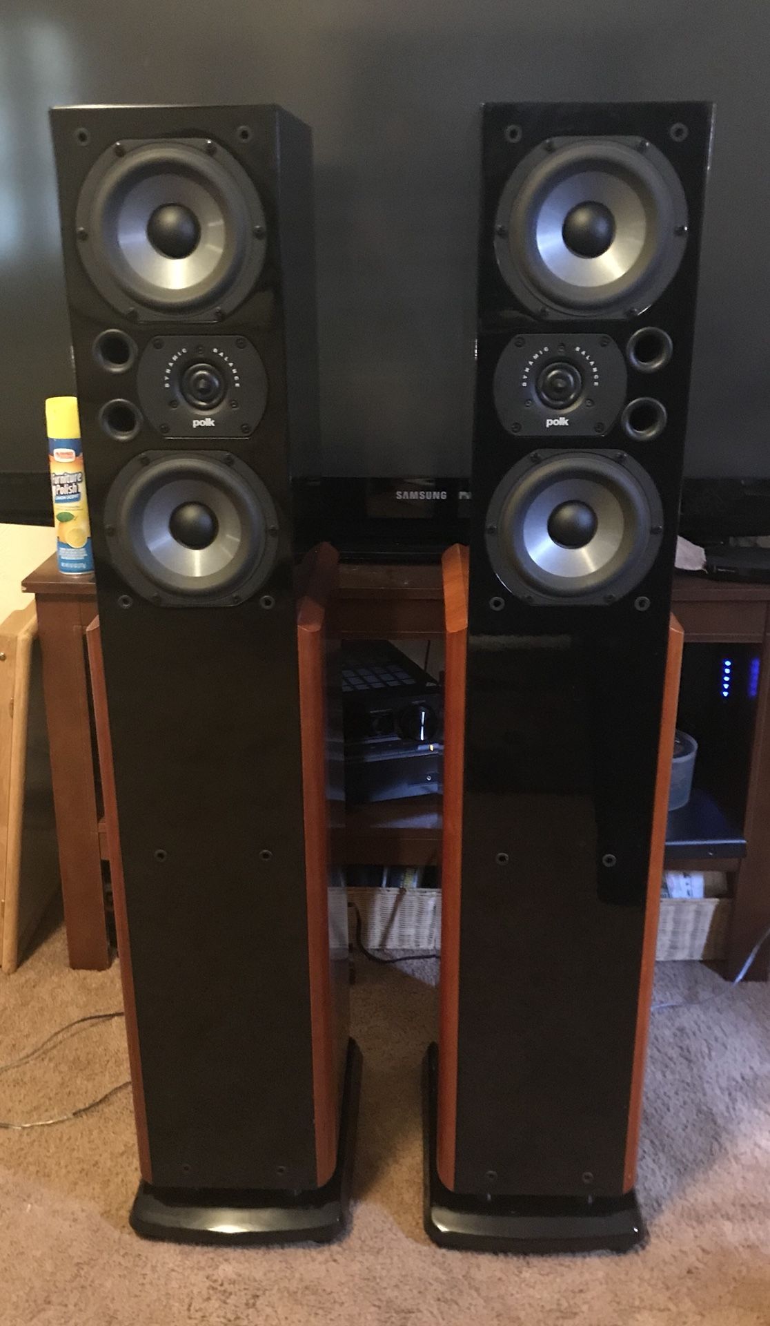 Polk Audio LSi-15 Floor Standing Speakers