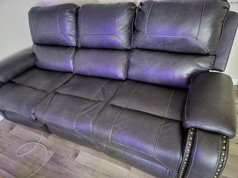 1 Year old Recliner couch For Sale
