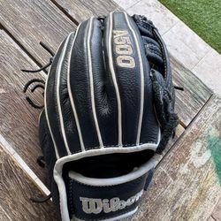 Youth Wilson A500 10.5