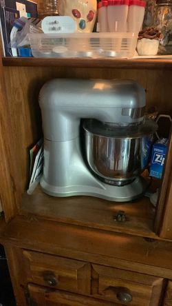 Stand Mixer with Stainless Steel Bowl