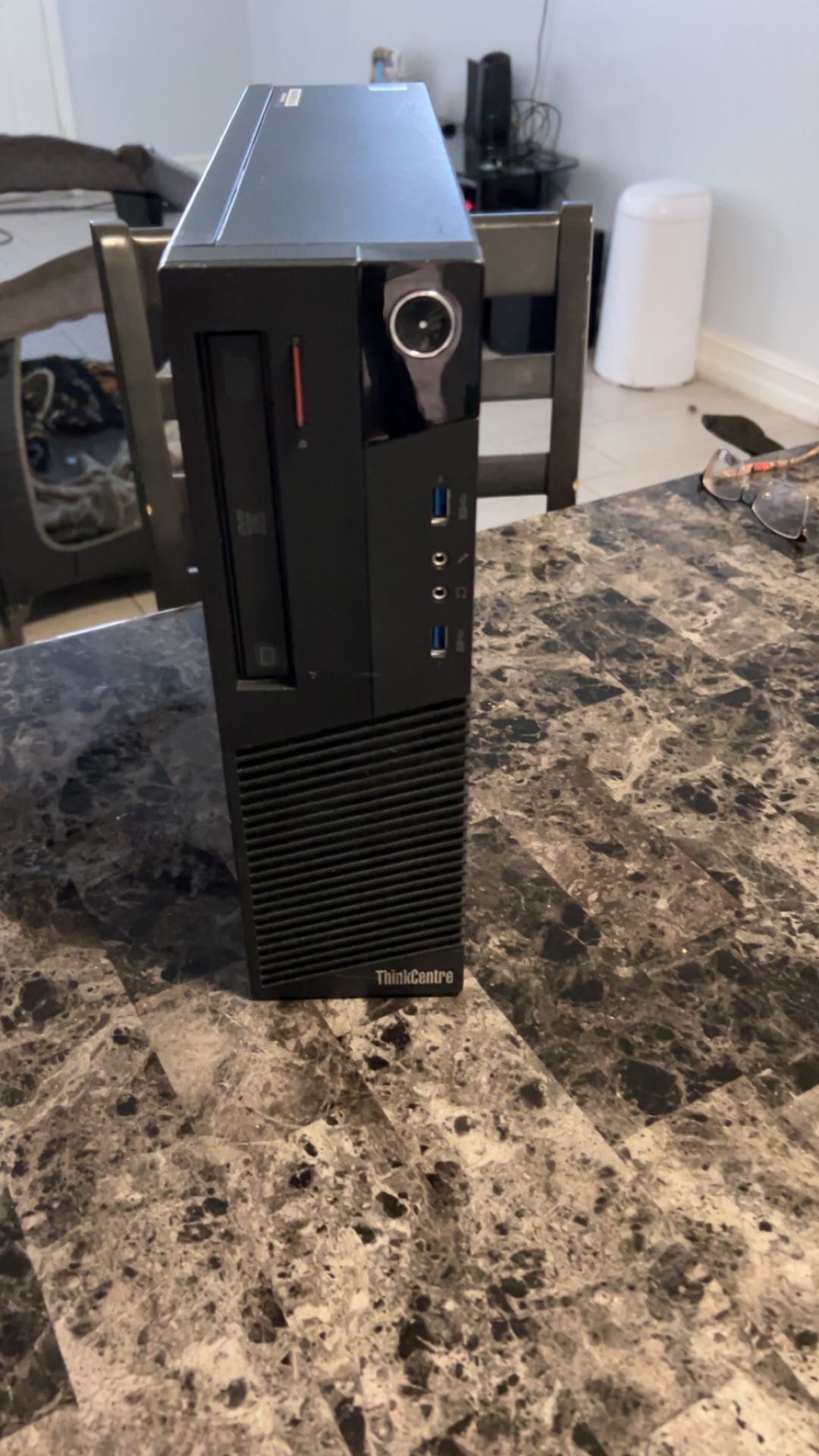 Lenovo ThinkCentre Mini Pc