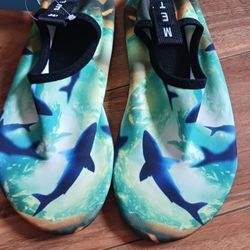 NING MET520 Unisex Sharks Theme Water Shoes 