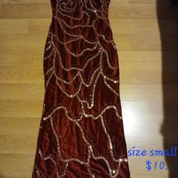 Size Small Elegant Long Dress Prom Homecoming