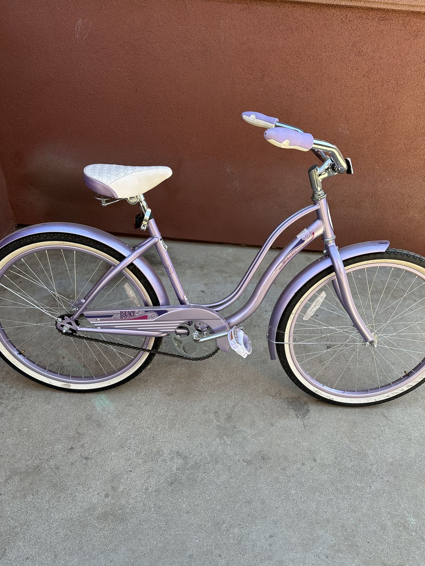 SCHWINN BIKE