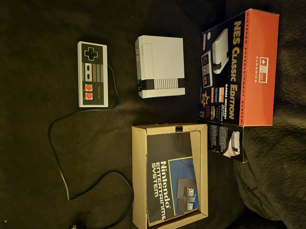 Mint NES Classis Edition Nintendo