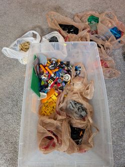 25+ lbs of Bulk Lego with pieces from multiple sets