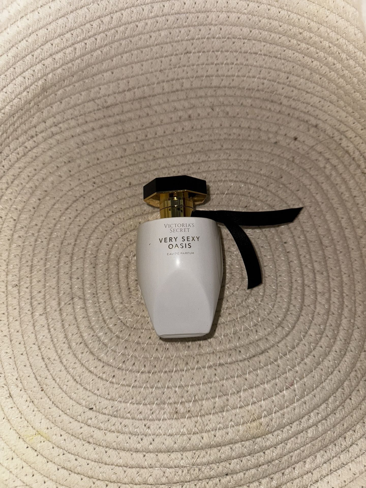 Victoria’s Secret Very Sexy Oasis Perfume