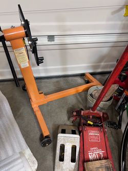 NEW ENGINE STAND