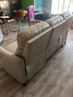 Dual  Power Reclining Couch