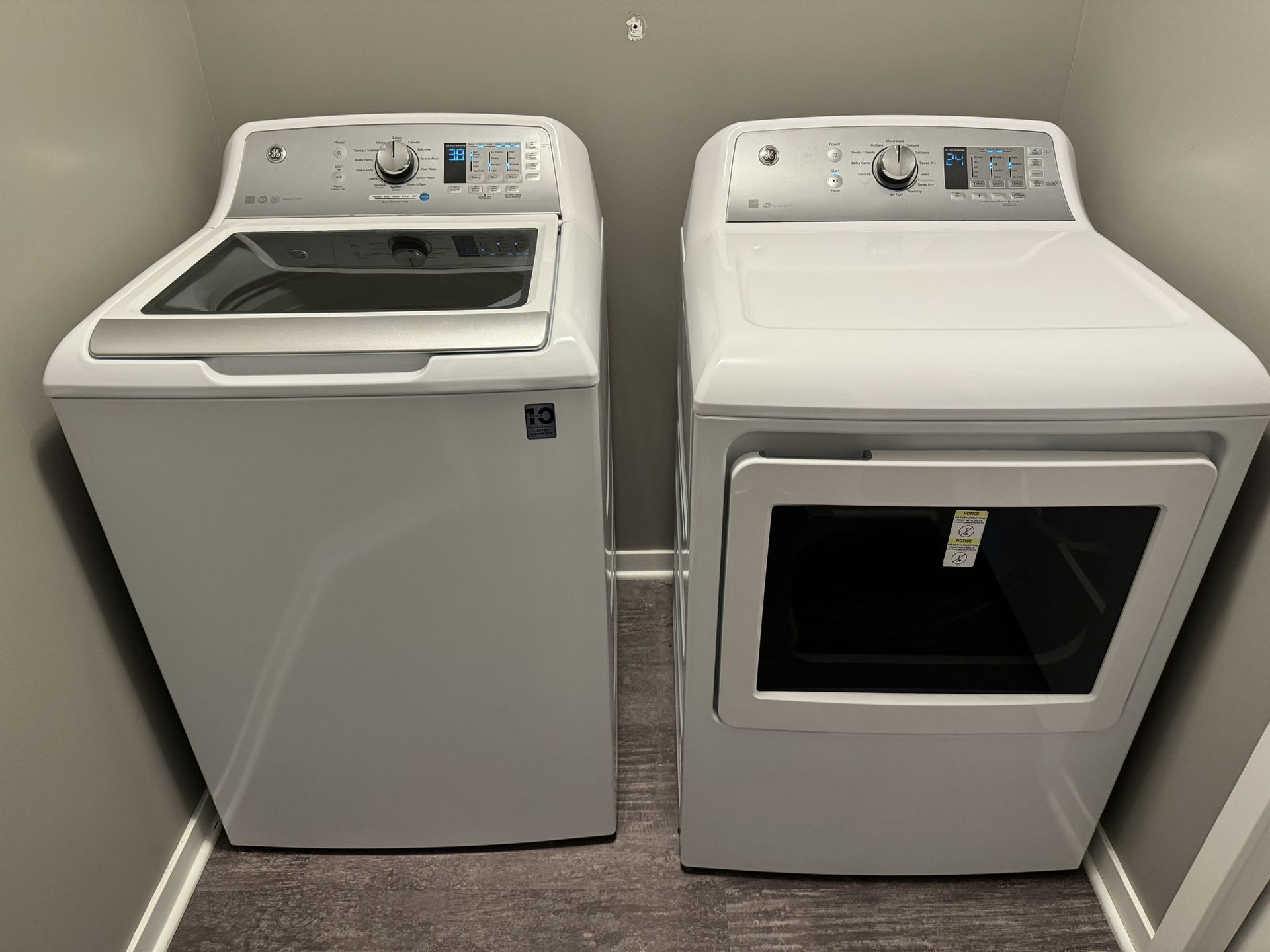 GE Electric Washer And Dryer