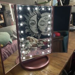makeup mirror 
