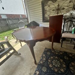Dining room table