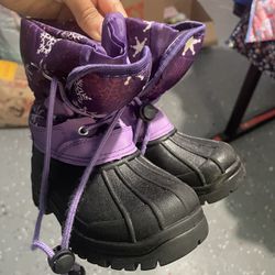 Purple Snow Boots Toddler Size  10