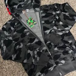 bape black camo hoodie