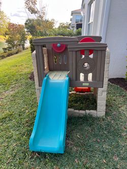 Kids Outdoor Playset w/ Slide – Great Condition