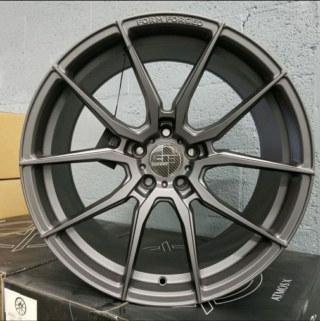 19x8.5 bmw wheels new in boxes 5 lug 5x120